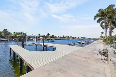 5401 Pilots Place, New Port Richey, FL 34652 - Photo 4