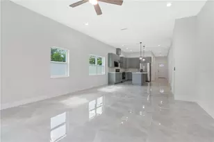 1702 E Annona Ave, Tampa, FL 33612 - Photo 20