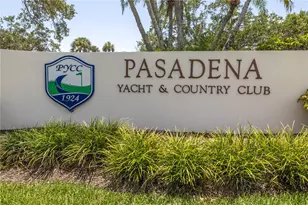 2795 Kipps Colony Dr S, Saint Petersburg, FL 33707 - Photo 4