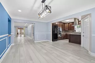 2121 Park St N, Saint Petersburg, FL 33710 - Photo 4
