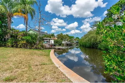 1126 S Florida Avenue, Tarpon Springs, FL 34689 - Photo 10