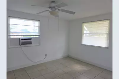6931 Hibiscus Avenue S #1A, South Pasadena, FL 33707 - Photo 10