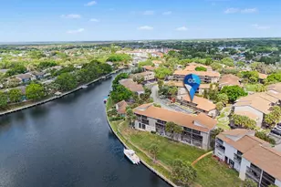 6314 Newtown Cir, Tampa, FL 33615 - Photo 6