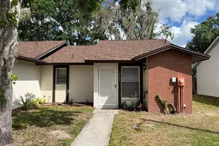 5112 Gainsville Dr, Temple Terrace, FL 33617 - Photo 1