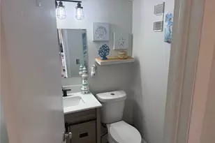 11485 Oakhurst Rd, Largo, FL 33774 - Photo 12