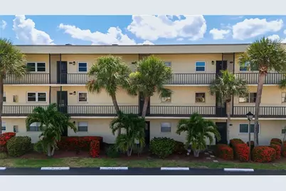 11485 Oakhurst Road #1100-1, Largo, FL 33774 - Photo 2