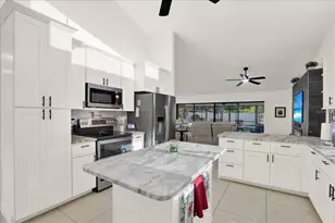 4303 Middle Lake Dr, Tampa, FL 33624 - Photo 8