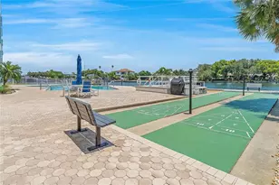 1365 Snell Isle Blvd NE, Saint Petersburg, FL 33704 - Photo 36