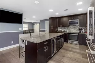 [Address not provided], Tampa, FL 33614 - Photo 12