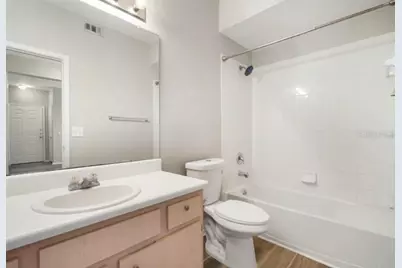 13015 Sanctuary Cove Dr #204, Temple Terrace, FL 33637 - Photo 4