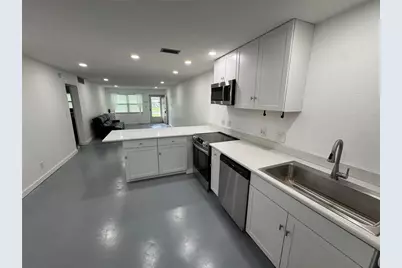 5720 13th Avenue N #106B, Saint Petersburg, FL 33710 - Photo 1