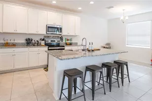 37860 Beacon Brick Dr, Zephyrhills, FL 33540 - Photo 10