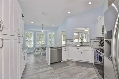 2422 E Del Webb Boulevard, Sun City Center, FL 33573 - Photo 18