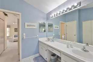 2422 E Del Webb Blvd, Sun City Center, FL 33573 - Photo 32