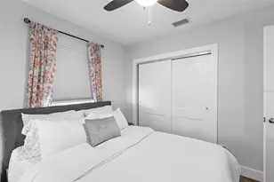 3501 Boca Ciega Dr N, Saint Petersburg, FL 33710 - Photo 16