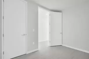 400 Central Ave, Saint Petersburg, FL 33701 - Photo 38