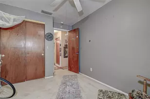 7834 42nd Ave N, Saint Petersburg, FL 33709 - Photo 16
