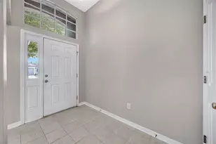 6337 Bridgecrest Dr, Lithia, FL 33547 - Photo 2