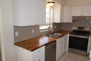 7011 Place De La Paix, South Pasadena, FL 33707 - Photo 2