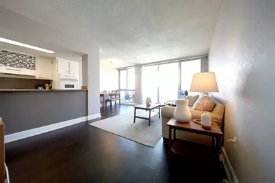 470 3rd Street S #612, Saint Petersburg, FL 33701 - Photo 2