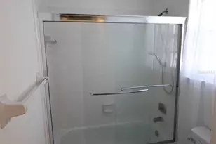 315 SW 54th Dr, Gainesville, FL 32607 - Photo 20