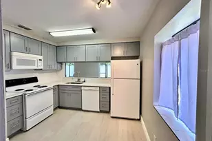 5205 Corvette Dr, Tampa, FL 33624 - Photo 4