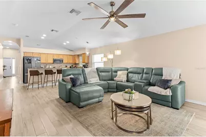 31346 Glendalough Way, Wesley Chapel, FL 33545 - Photo 6