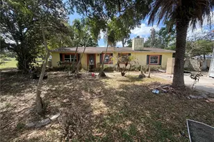 37072 Janet Cir, Dade City, FL 33525 - Photo 1