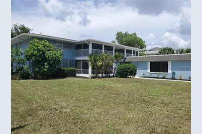 3075 Los Altos Drive #E, Belleair Bluffs, FL 33770 - Photo 1