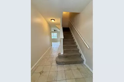 2947 Pointeview Drive, Tampa, FL 33611 - Photo 2