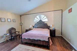 18027 Palm Breeze Dr, Tampa, FL 33647 - Photo 12