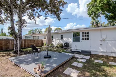 5132 Oxford Avenue N, Saint Petersburg, FL 33710 - Photo 36