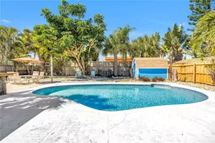 6892 Gulf Winds Dr, Saint Pete Beach, FL 33706 - Photo 26