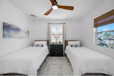 7984 1st Avenue S, Saint Petersburg, FL 33707 - Photo 40