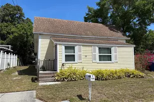 128 2nd Ave SW, Largo, FL 33770 - Photo 1