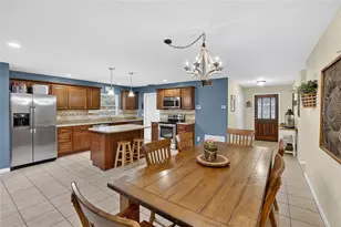 2701 Brandon View Dr, Brandon, FL 33511 - Photo 12