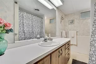 37 William Penn Way, Palm Harbor, FL 34684 - Photo 14