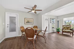 9697 41st St N, Pinellas Park, FL 33782 - Photo 16