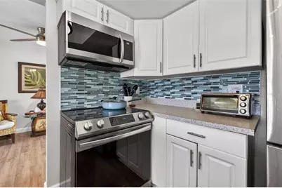 9697 41st Street N, Pinellas Park, FL 33782 - Photo 12