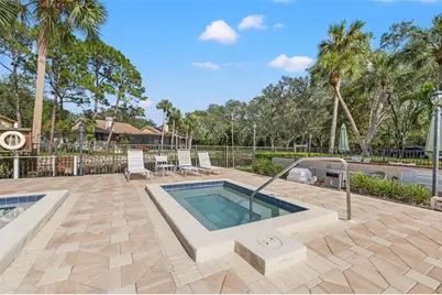 492 Santa Cruz Place NE #E, Saint Petersburg, FL 33703 - Photo 26