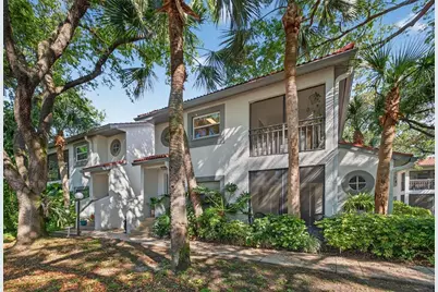 492 Santa Cruz Place NE #E, Saint Petersburg, FL 33703 - Photo 24