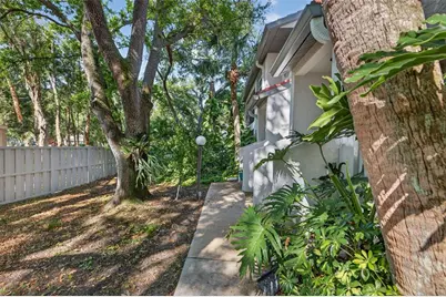 492 Santa Cruz Place NE #E, Saint Petersburg, FL 33703 - Photo 22