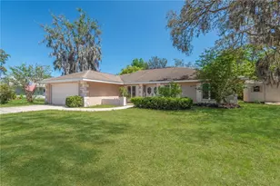 10220 Swanson Ct, Spring Hill, FL 34608 - Photo 2