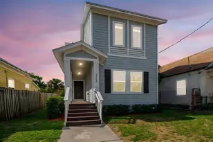 2322 W Chestnut St, Tampa, FL 33607 - Photo 1