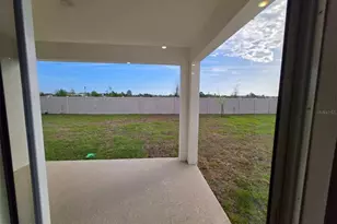 2212 Sienna Spruce St, Wesley Chapel, FL 33543 - Photo 30