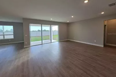 2212 Sienna Spruce Street, Wesley Chapel, FL 33543 - Photo 8