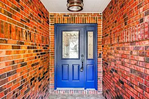 6535 Brentwood Dr., Zephyrhills, FL 33542 - Photo 4