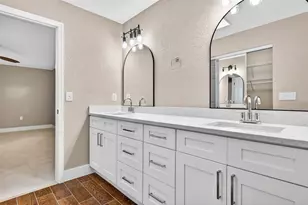 6535 Brentwood Dr., Zephyrhills, FL 33542 - Photo 30