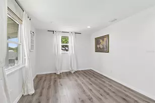 8043 124th St, Seminole, FL 33772 - Photo 36