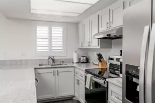 19812 Gulf Blvd, Indian Shores, FL 33785 - Photo 22